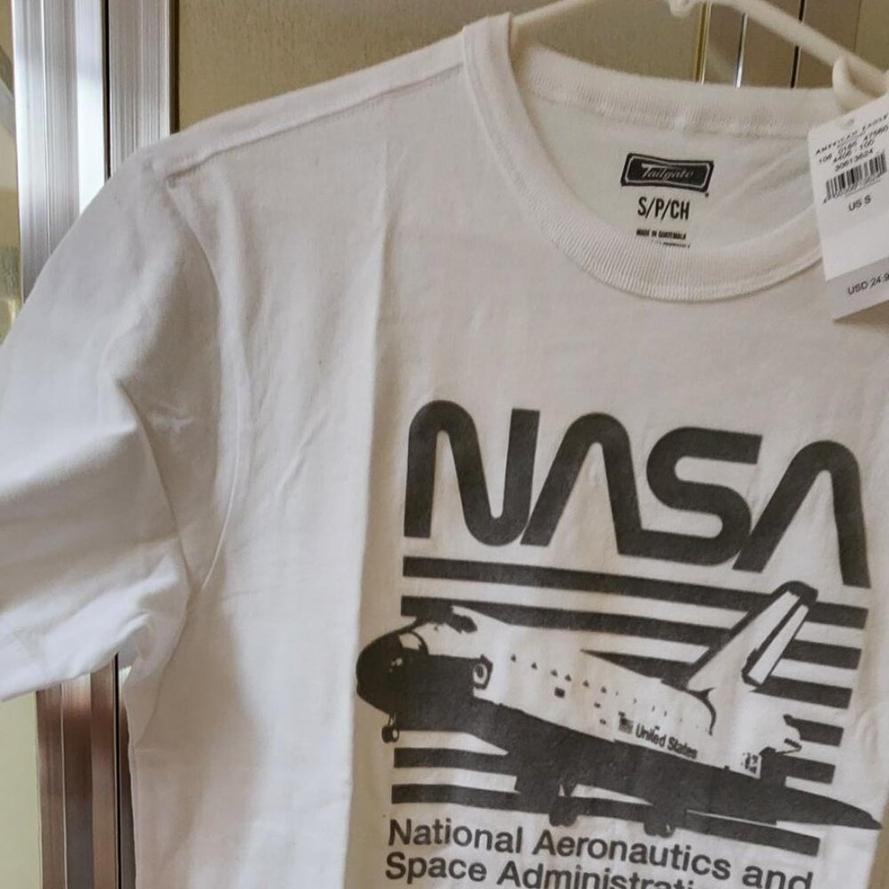 American Eagle NASA White Cotton t Shirt Size S NWT - Picture 3 of 5